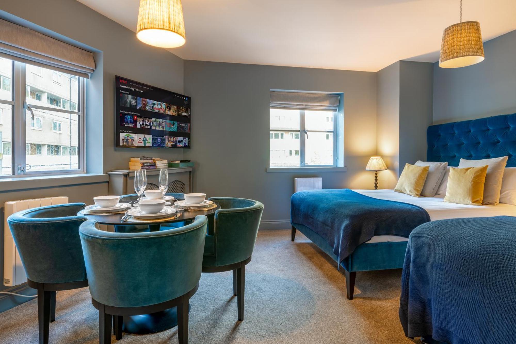 Silcox House Bath Apartment Room photo