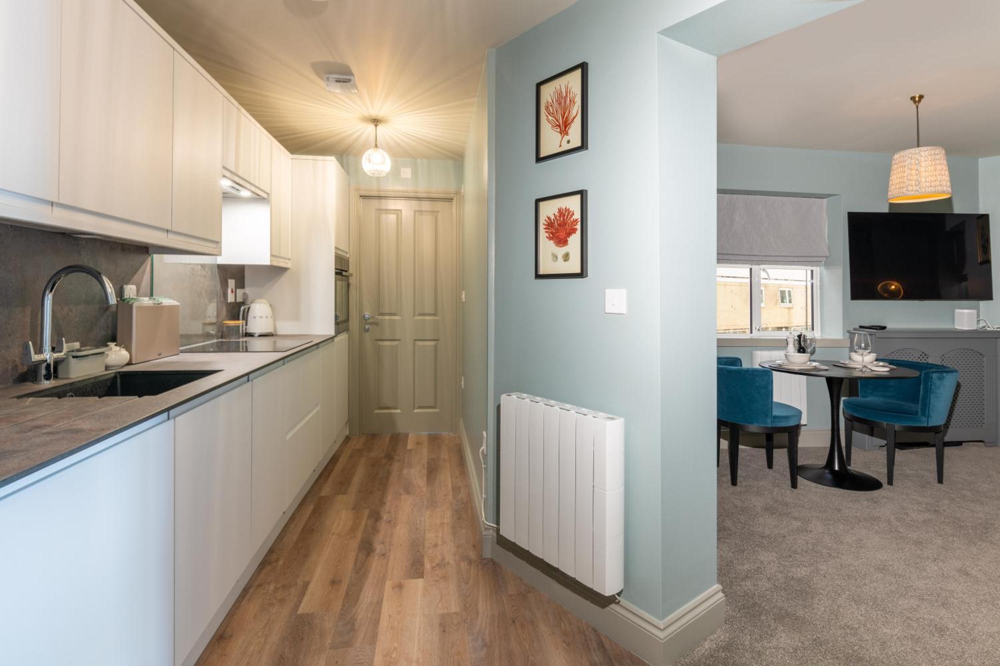 Silcox House Bath Apartment Room photo